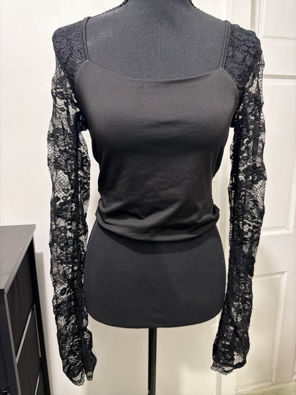 Black Lace-Sleeve Women's Top